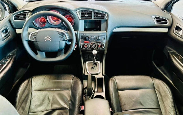 imagem-https://www.socarrao.com.br/sc-vehicle-images-prod/3613210/1789417487929-8445182_4_B_466afd8ea3.jpeg