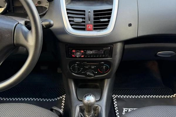 imagem-https://www.socarrao.com.br/sc-vehicle-images-prod/3613292/1788890060313-8445689_6_B_bbbe77177e.jpeg