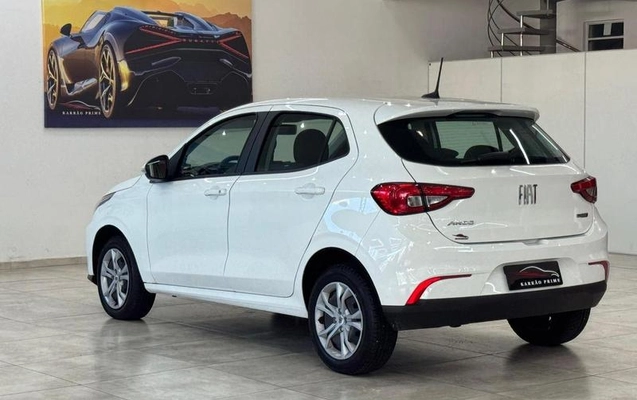 imagem-https://www.socarrao.com.br/sc-vehicle-images-prod/3613454/1788440933509-8389969_3_B_52e0bc3a17.jpeg