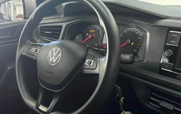 imagem-https://www.socarrao.com.br/sc-vehicle-images-prod/3613601/1789075699611-8429697_17_B_974fb4666e.jpeg