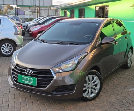 Hyundai HB20 2017 Marrom — foto 1 de 3