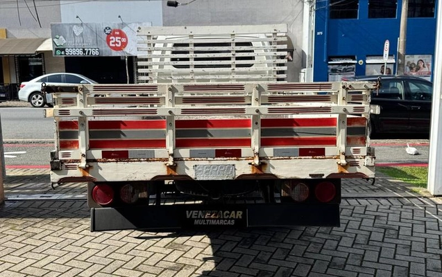 imagem-https://www.socarrao.com.br/sc-vehicle-images-prod/3613845/1789132734362-8437824_1_B_84b5051b1e.jpeg