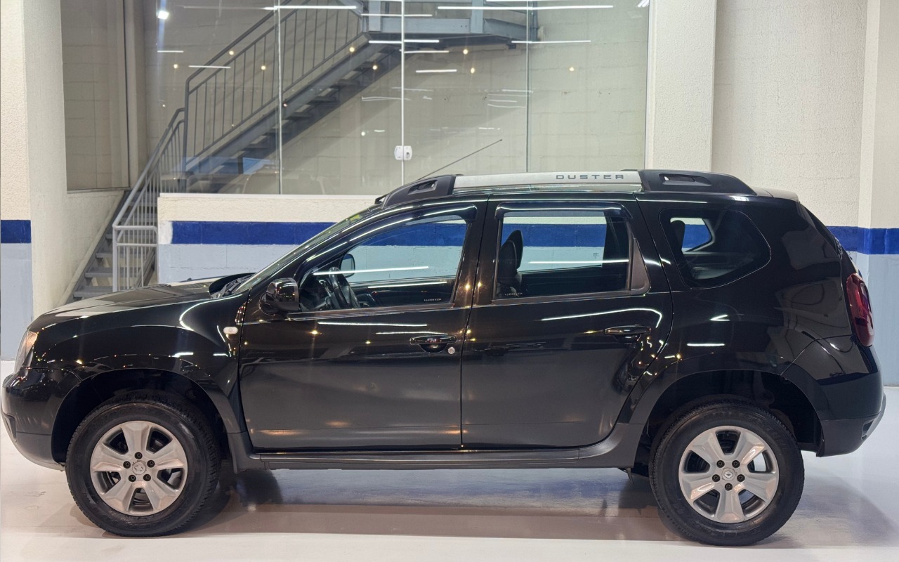 imagem-https://www.socarrao.com.br/sc-vehicle-images-prod/3613849/1788441167890-UkVOQVVMVCBEVVNURVIgRFlOQU1JUVVFIC0gMjAxOCAtIFBSRVRPIC0gSVlNMEk2MyAoMykucG5n.png