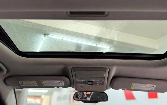 imagem-https://www.socarrao.com.br/sc-vehicle-images-prod/3613947/1789492941056-8443817_5_B_d94a167f30.jpeg