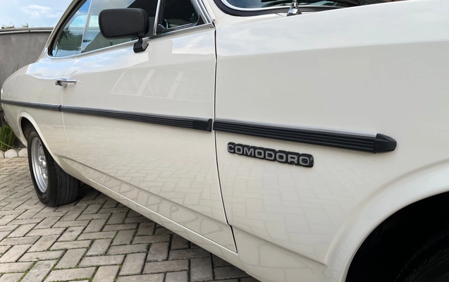imagem-https://www.socarrao.com.br/sc-vehicle-images-prod/3613970/1788441745639-7145bed15a5e4e738b81382d6f0086e1_1788441408322.jpg