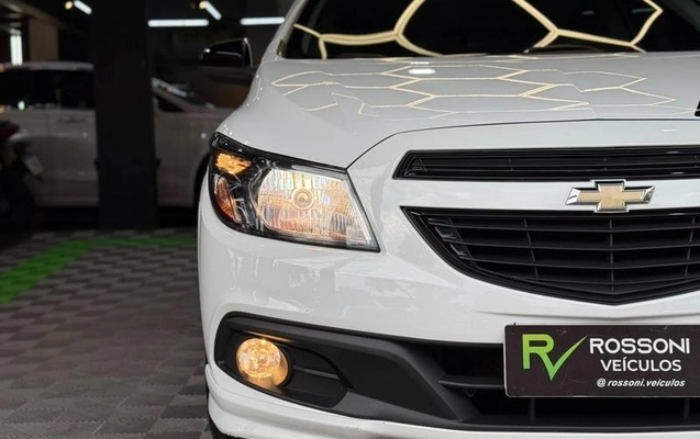 imagem-https://www.socarrao.com.br/sc-vehicle-images-prod/3613980/1788987265703-8445902_6_B_a22c696b90.jpeg