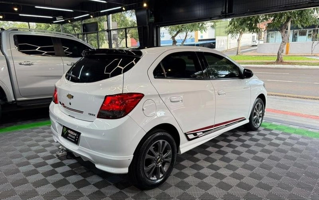 imagem-https://www.socarrao.com.br/sc-vehicle-images-prod/3613980/1788987265705-8445902_14_B_b80da44971.jpeg