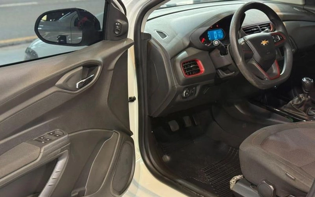 imagem-https://www.socarrao.com.br/sc-vehicle-images-prod/3613980/1788987265717-8445902_24_B_ac9ee790e1.jpeg