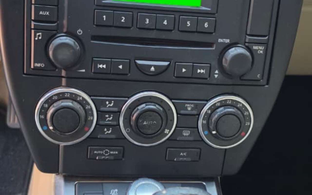 imagem-https://www.socarrao.com.br/sc-vehicle-images-prod/3614083/1788441937813-V2hhdHNBcHAgSW1hZ2UgMjAyNi0wOC0yMSBhdCAxNC4wNS4wOSAoMikuanBlZw.jpeg