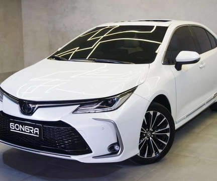 Toyota Corolla 2024 Branco — foto 1 de 3