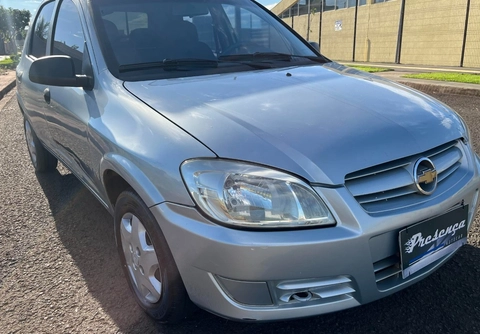 Chevrolet Celta 2010 Prata — foto 1 de 3