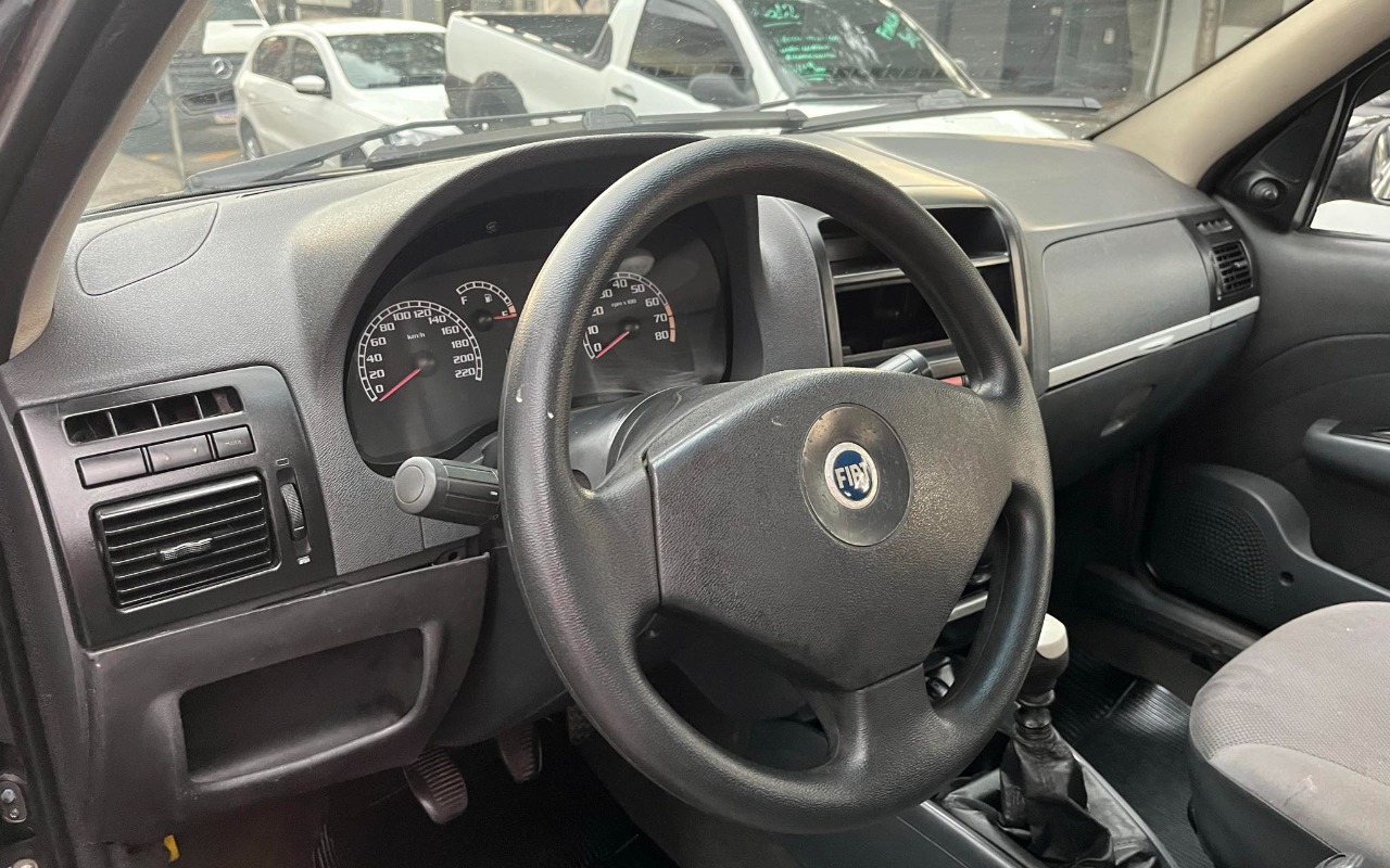 imagem-https://www.socarrao.com.br/sc-vehicle-images-prod/3614144/1788442172672-YzdlOGM5MjktOTIyZS00N2IwLThiNzEtZGMzNjBjMzk5NWRhLmpwZw.jpg