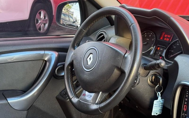 imagem-https://www.socarrao.com.br/sc-vehicle-images-prod/3614173/1789069064989-8429810_7_B_16468c0630.jpeg
