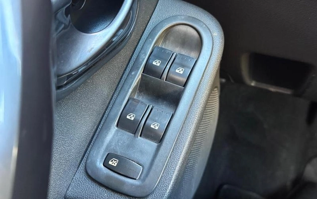 imagem-https://www.socarrao.com.br/sc-vehicle-images-prod/3614173/1789069065001-8429810_14_B_4678d7d8fe.jpeg