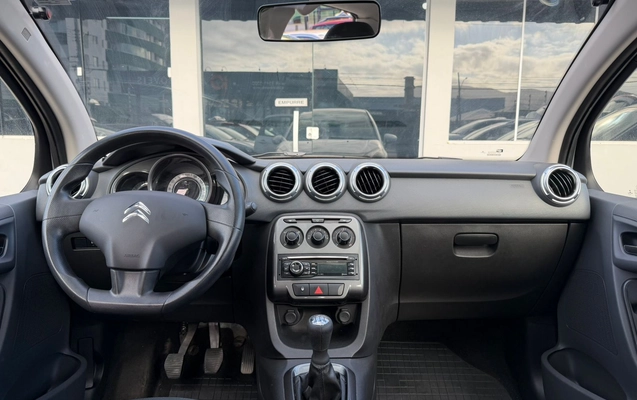 imagem-https://www.socarrao.com.br/sc-vehicle-images-prod/3614269/1788442699558-003_ac457992487754dd333abc10d40361c5.jpeg