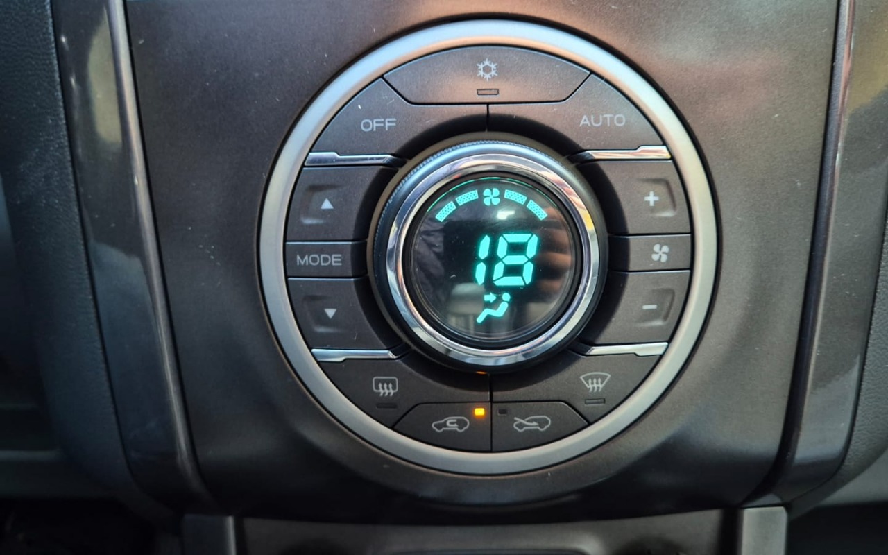 imagem-https://www.socarrao.com.br/sc-vehicle-images-prod/3614344/1788442919600-V2hhdHNBcHAgSW1hZ2UgMjAyNi0wOS0wMSBhdCAxNi41Ny4xMy5qcGVn.jpeg
