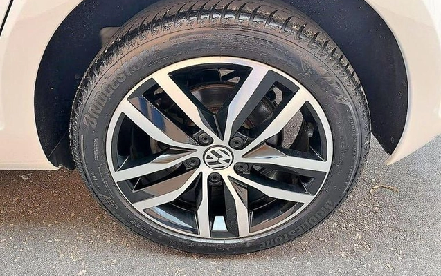 imagem-https://www.socarrao.com.br/sc-vehicle-images-prod/3614458/1788547707610-8446098_5_B_99ec879750.jpeg