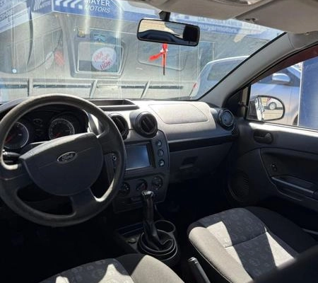 imagem-https://www.socarrao.com.br/sc-vehicle-images-prod/3614586/1789045446286-8443874_6_B_1a7a63585a.jpeg