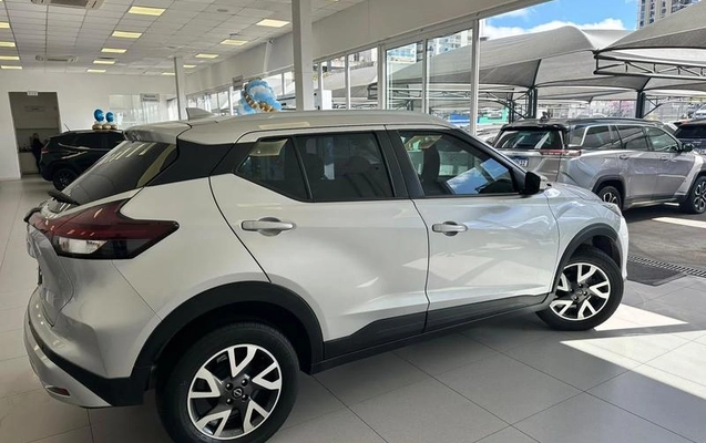 imagem-https://www.socarrao.com.br/sc-vehicle-images-prod/3614650/1789673001964-8446202_3_B_2a329b4323.jpeg