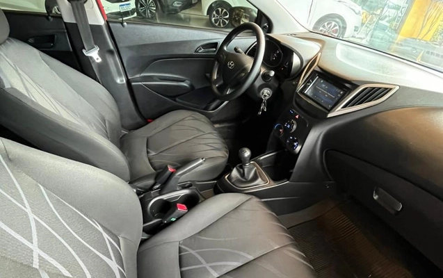 imagem-https://www.socarrao.com.br/sc-vehicle-images-prod/3614731/1788444036204-77924b84-07e3-4eb7-a3a6-9d4e1080145c.jpg