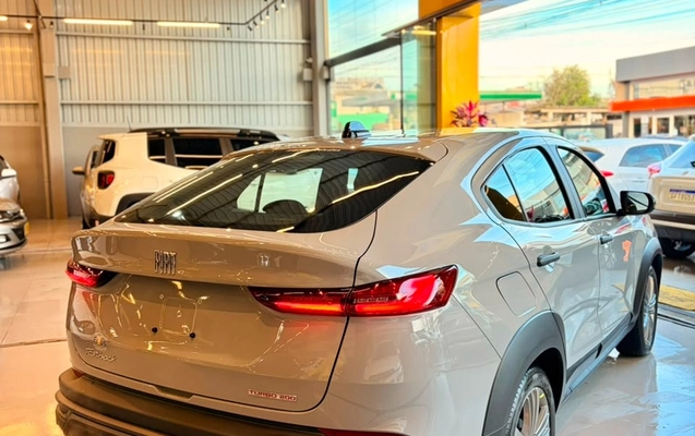 imagem-https://www.socarrao.com.br/sc-vehicle-images-prod/3614760/1788444084624-94f92905-df00-455c-bfe5-5bd0b136b4cc.jpg