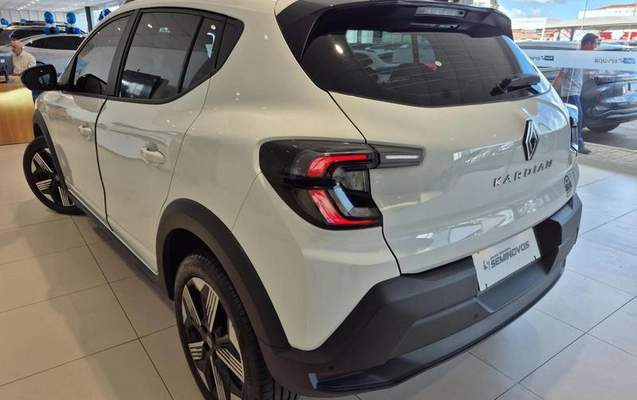 imagem-https://www.socarrao.com.br/sc-vehicle-images-prod/3614797/1788444249683-8446164_15_B_7401ce2fd6.jpeg