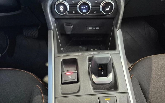 imagem-https://www.socarrao.com.br/sc-vehicle-images-prod/3614797/1788444249696-8446164_2_B_45e1ade720.jpeg