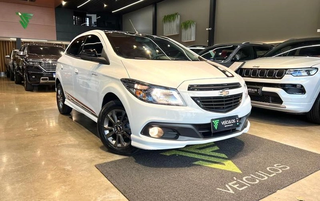 imagem-https://www.socarrao.com.br/sc-vehicle-images-prod/3614986/1788988401171-8445868_9_B_9f69f760f3.jpeg