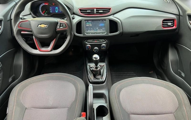imagem-https://www.socarrao.com.br/sc-vehicle-images-prod/3614986/1788988401187-8445868_17_B_4047517881.jpeg