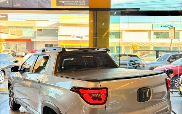 imagem-https://www.socarrao.com.br/sc-vehicle-images-prod/3614995/1788444802055-e8cfa3d1-5671-48a9-8a1b-0ae3f9d81f4e.jpg