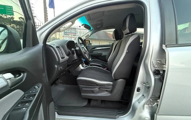 imagem-https://www.socarrao.com.br/sc-vehicle-images-prod/3615013/1789416460485-8405735_9_B_a36742b3d5.jpeg