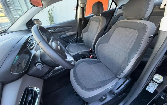 imagem-https://www.socarrao.com.br/sc-vehicle-images-prod/3615014/1789043097193-gb-10d92e9.jpeg