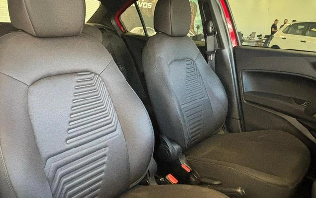 imagem-https://www.socarrao.com.br/sc-vehicle-images-prod/3615066/1788554989582-8446374_12_B_42643daa67.jpeg