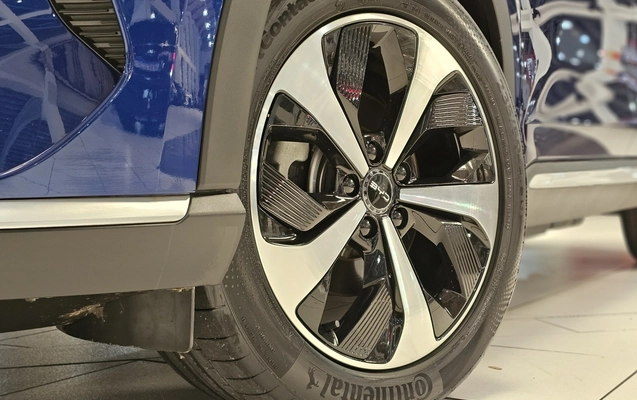 imagem-https://www.socarrao.com.br/sc-vehicle-images-prod/3615095/1788445146571-1_052408.jpg