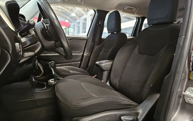 imagem-https://www.socarrao.com.br/sc-vehicle-images-prod/3615264/1788445505573-1_033121.jpg