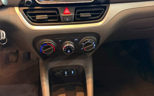 imagem-https://www.socarrao.com.br/sc-vehicle-images-prod/3615280/1788445552617-f83783cc-40ef-4bfb-a5e0-2a9243c526b2.jpg