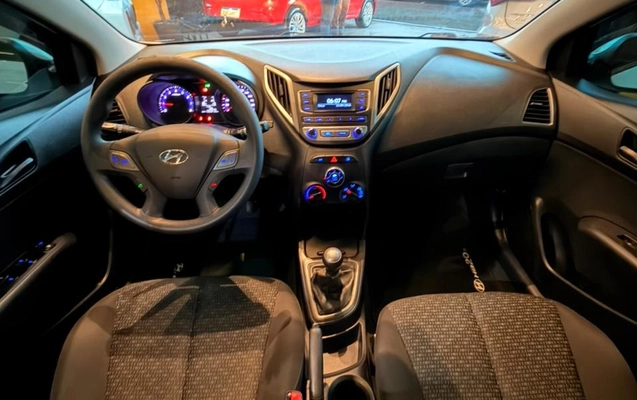 imagem-https://www.socarrao.com.br/sc-vehicle-images-prod/3615287/1788445568464-b81f9dcc-fe41-494c-bb6a-998126a54bef.jpg