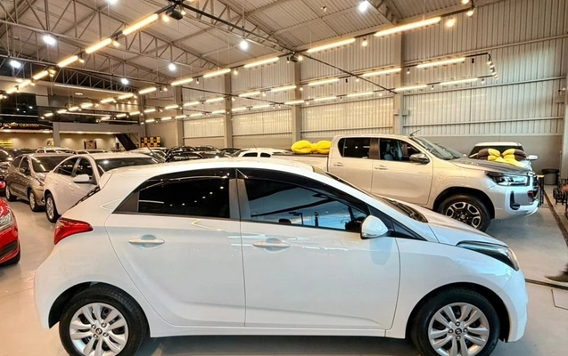 imagem-https://www.socarrao.com.br/sc-vehicle-images-prod/3615287/1788445568465-6da6fbe2-bffc-46c0-9a10-79c525a93317.jpg