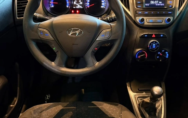 imagem-https://www.socarrao.com.br/sc-vehicle-images-prod/3615287/1788445568467-217ba535-e9d4-4fdb-80cb-0fe44dfe6bb0.jpg