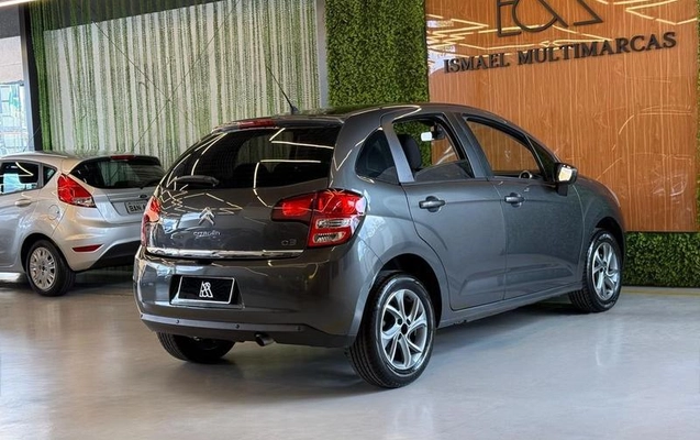 imagem-https://www.socarrao.com.br/sc-vehicle-images-prod/3615308/1789649502649-8352803_17_B_2dc013868a.jpeg