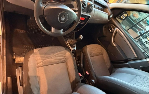 imagem-https://www.socarrao.com.br/sc-vehicle-images-prod/3615334/1788445646967-45ce3345-ceb0-4ce5-b7eb-6f2bf0907552.jpg
