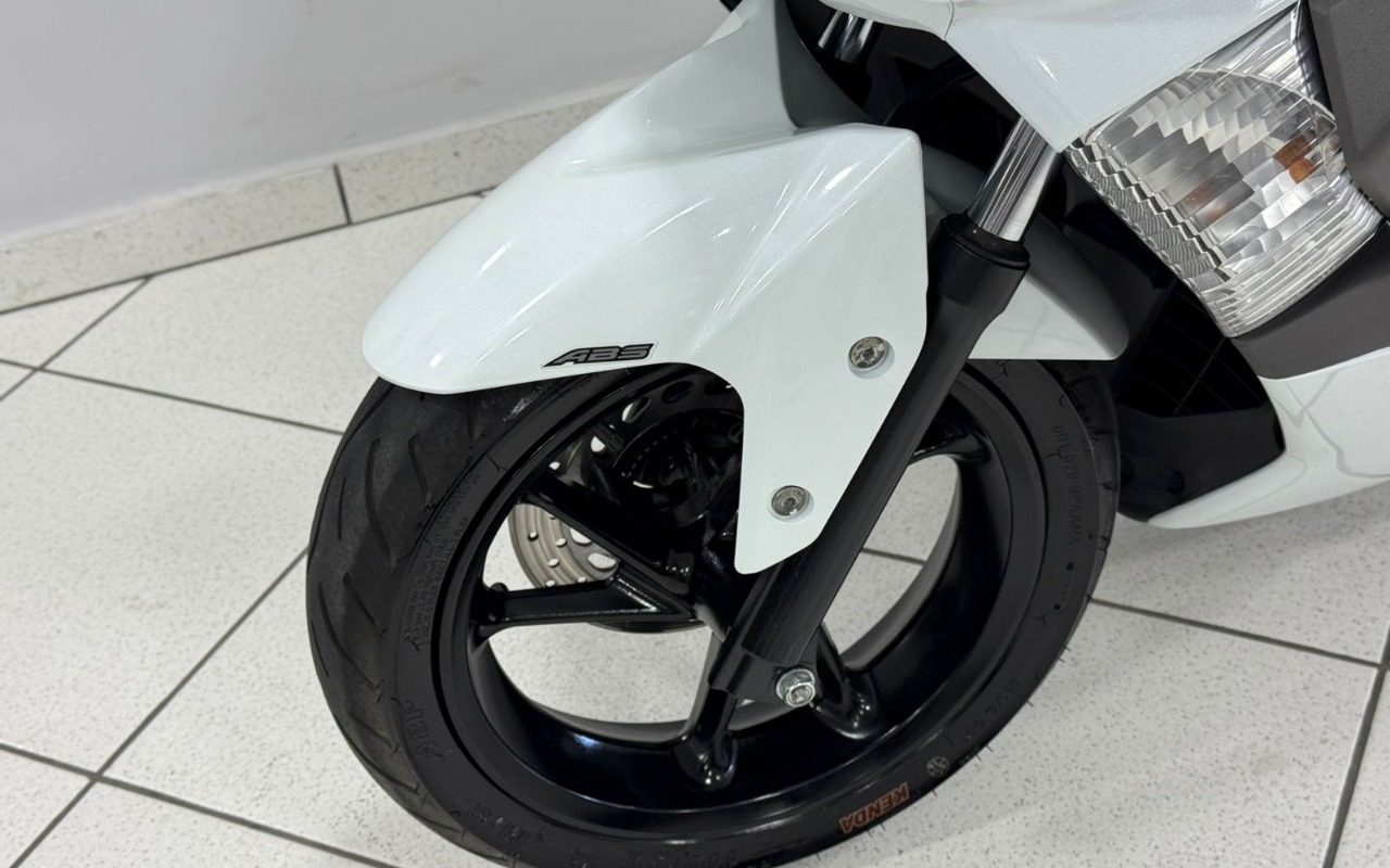 imagem-https://www.socarrao.com.br/sc-vehicle-images-prod/3615365/1788455865278-V2hhdHNBcHAgSW1hZ2UgMjAyNi0wOS0wMyBhdCAxMy4wNy41OCAoMSkuanBlZw.jpeg