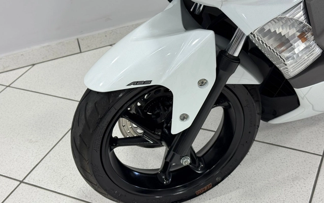imagem-https://www.socarrao.com.br/sc-vehicle-images-prod/3615365/1788455865278-V2hhdHNBcHAgSW1hZ2UgMjAyNi0wOS0wMyBhdCAxMy4wNy41OCAoMSkuanBlZw.jpeg