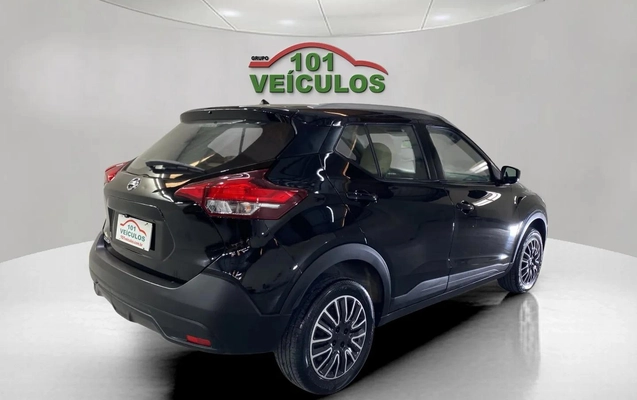 imagem-https://www.socarrao.com.br/sc-vehicle-images-prod/3615389/1788445847556-003_3c128857f6ddaf92d5685f76bb6becfa.jpg
