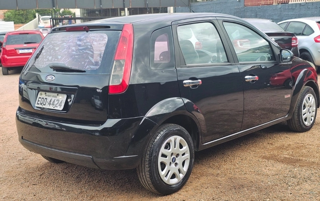 imagem-https://www.socarrao.com.br/sc-vehicle-images-prod/3615392/1788445854930-V2hhdHNBcHAgSW1hZ2UgMjAyNi0wOS0wMyBhdCAxMS4wNi4zOCAoMikuanBlZw.jpeg