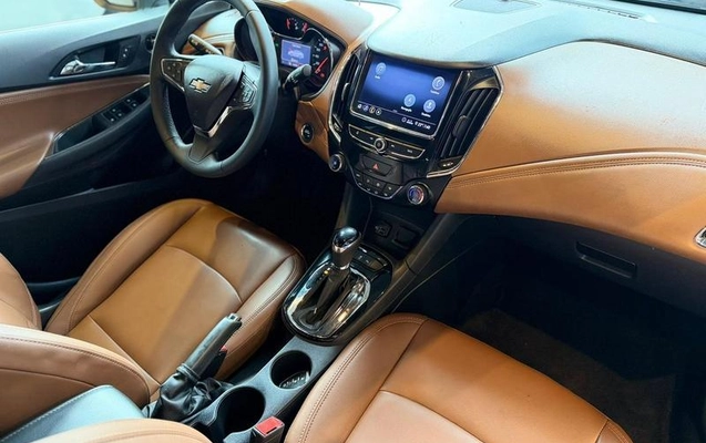imagem-https://www.socarrao.com.br/sc-vehicle-images-prod/3615396/1788534057986-8446446_15_B_3d90ca7706.jpeg