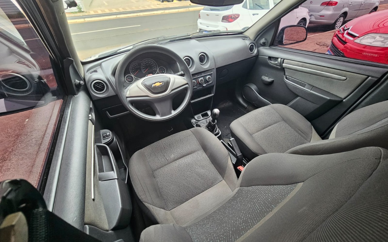 imagem-https://www.socarrao.com.br/sc-vehicle-images-prod/3615555/1788446367454-V2hhdHNBcHAgSW1hZ2UgMjAyNi0wOS0wMyBhdCAxMS4wNy41NS5qcGVn.jpeg
