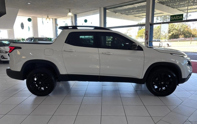 imagem-https://www.socarrao.com.br/sc-vehicle-images-prod/3615581/1788446501805-11_114124.jpg