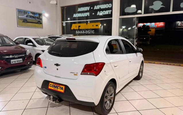 imagem-https://www.socarrao.com.br/sc-vehicle-images-prod/3615649/1788447747104-8186687_0_B_711cc2d0c7.jpeg