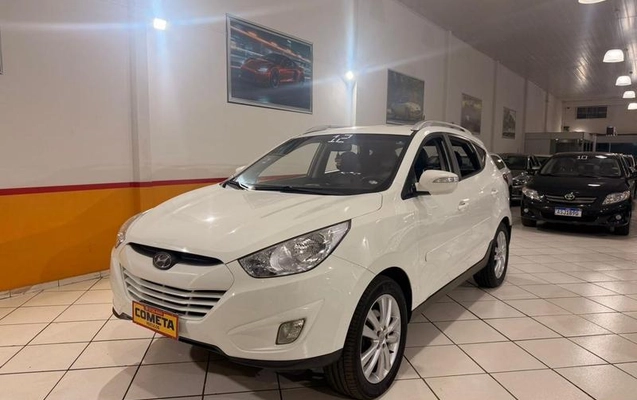 imagem-https://www.socarrao.com.br/sc-vehicle-images-prod/3615677/1788448424410-8183083_11_B_64f6b275ed.jpeg